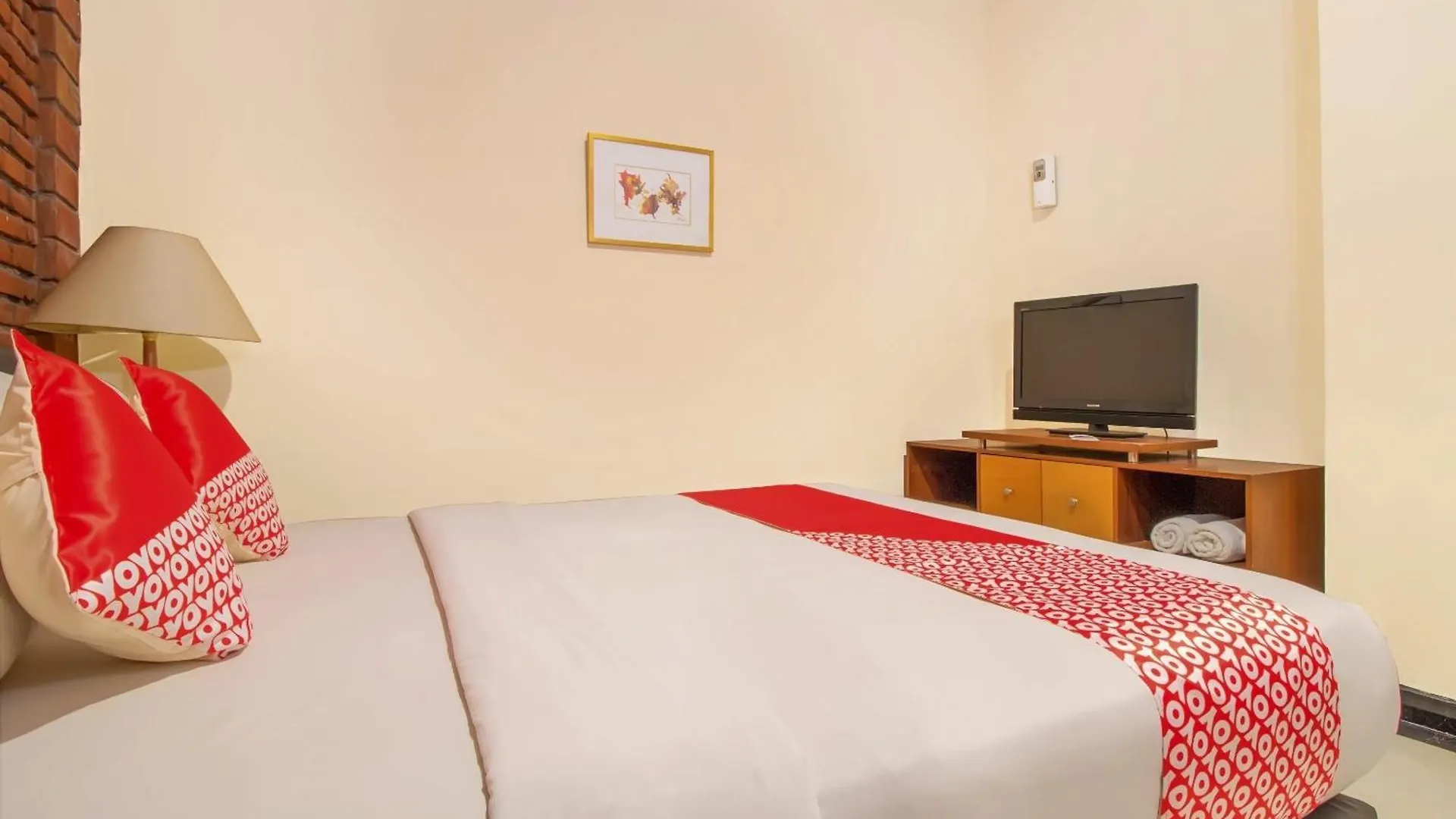 Super Oyo 3118 Maxi Budget Kuta  Hotel