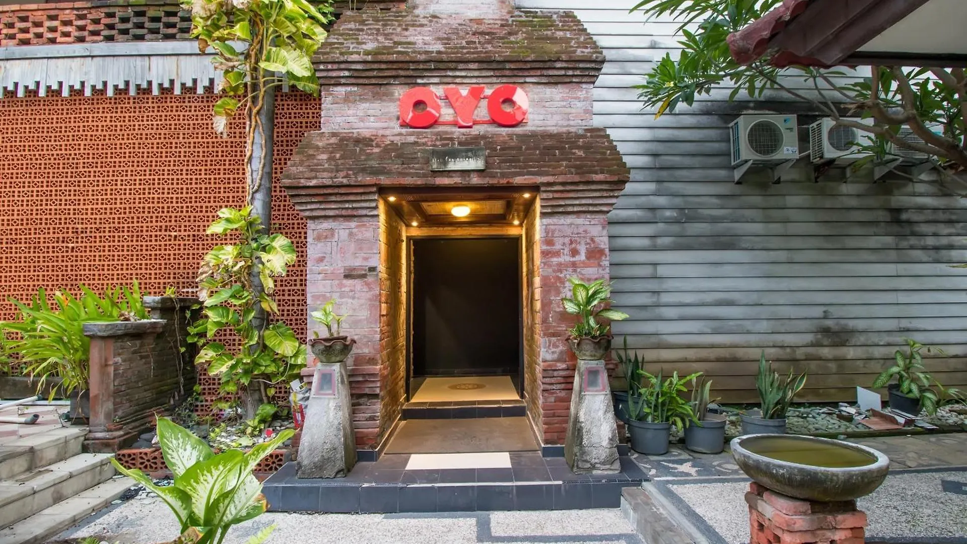 Super Oyo 3118 Maxi Budget Kuta  Kuta (Bali)